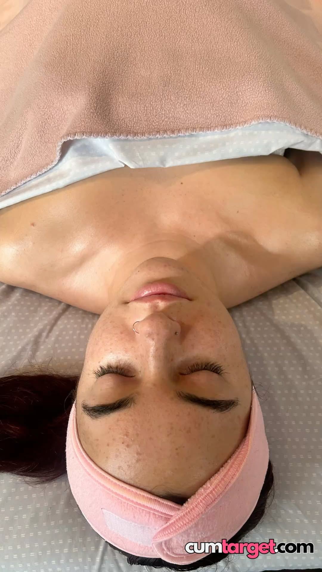 Cum On Relaxing Spa Moment