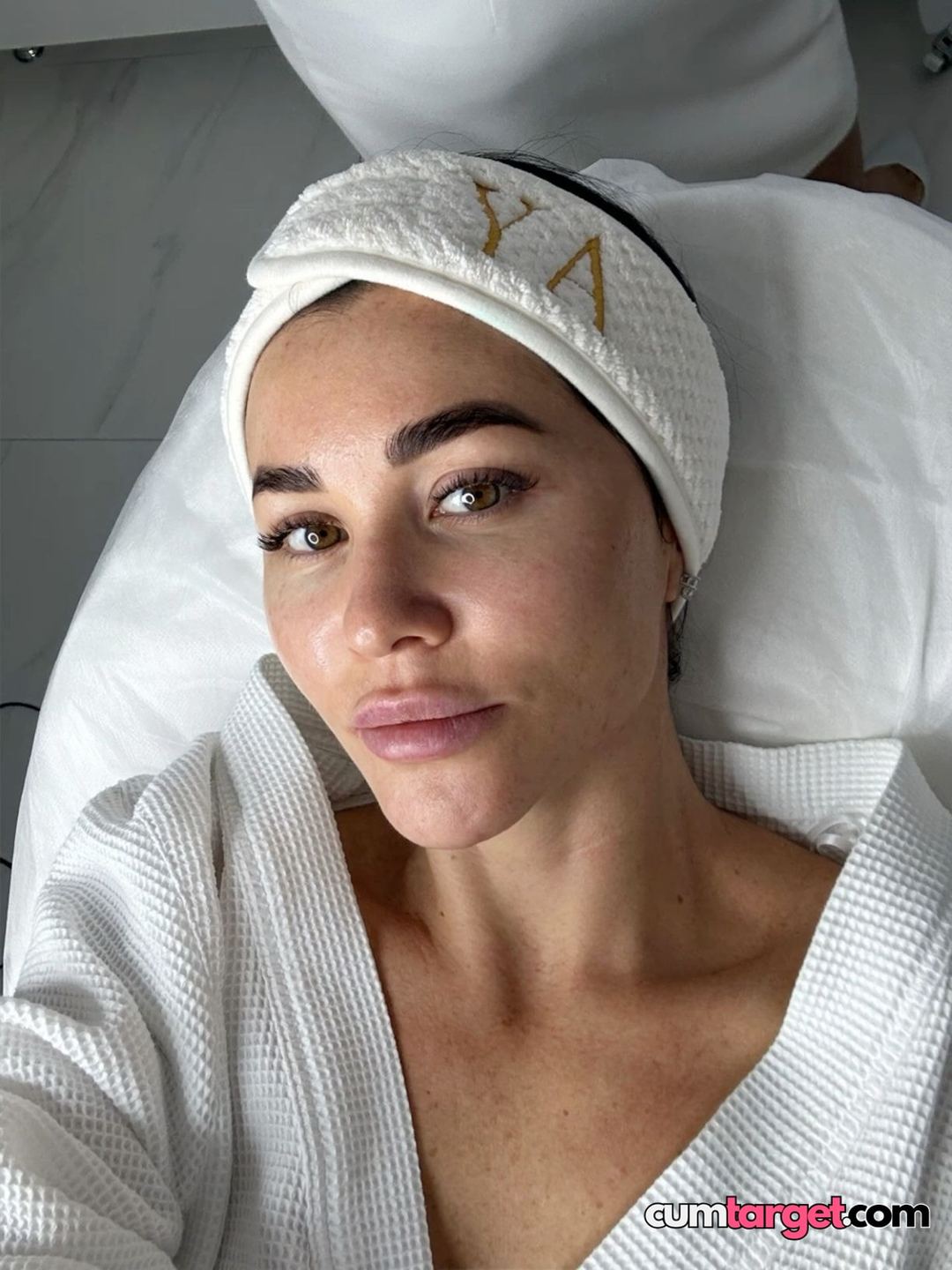 Cum On Relaxing Spa Moment