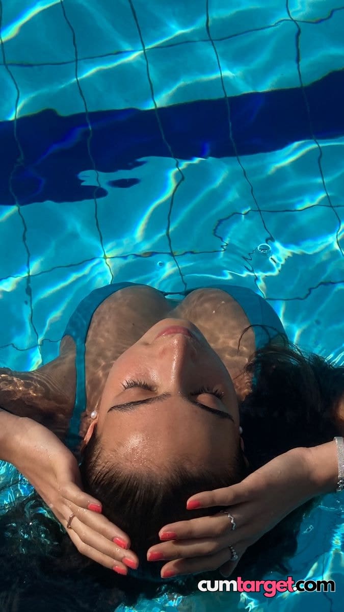 Waiting for Cum Relaxing Woman in Pool