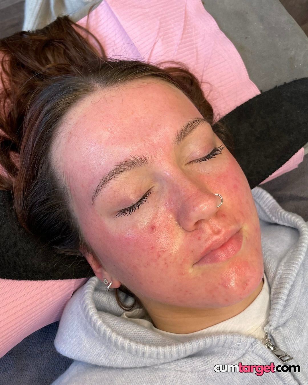 Wait for you Relaxing Facial Treatment
