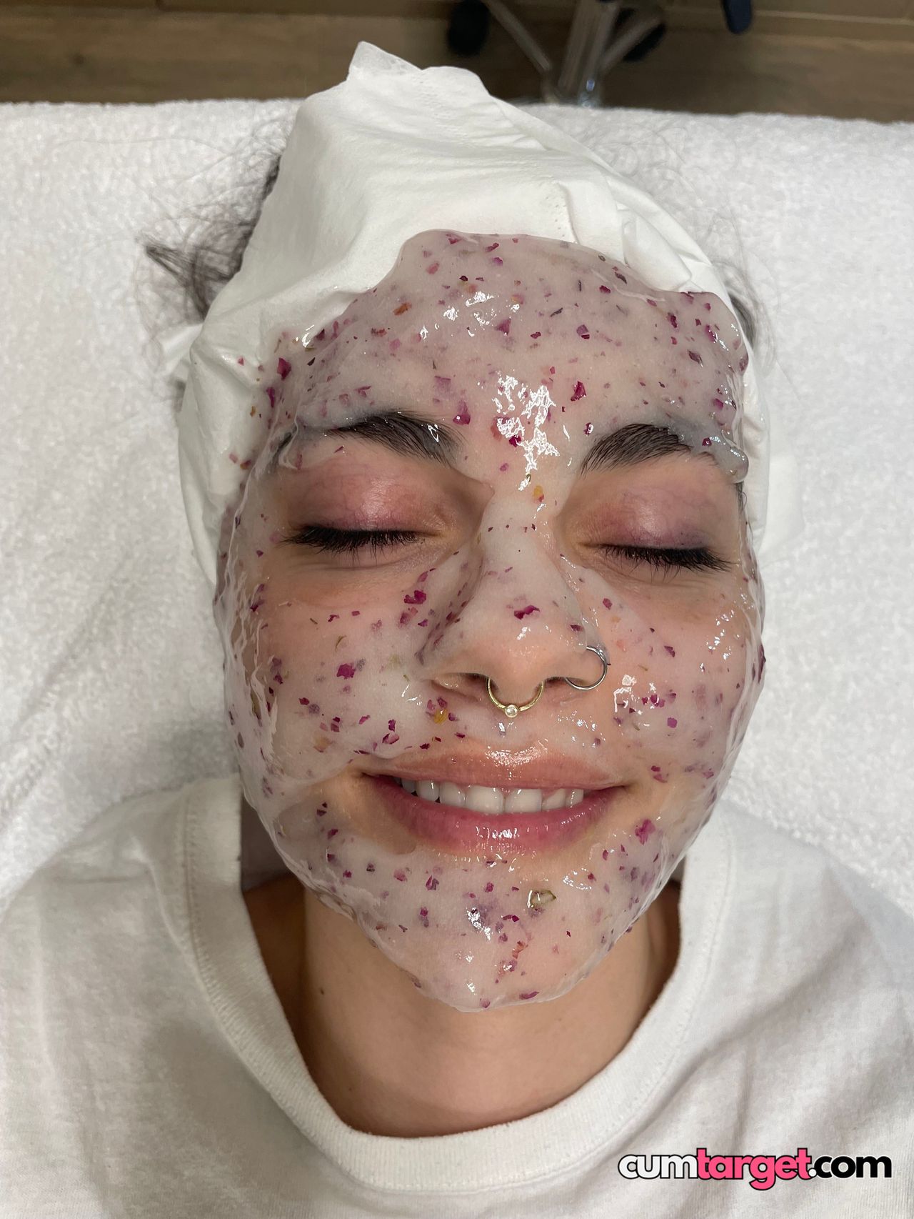 Cum On Facial Mask Relaxation