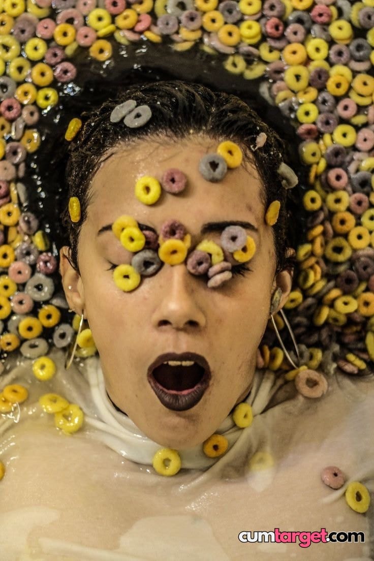 Cum On Face Covered in Cereal