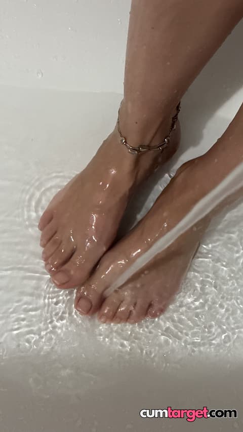 Waiting for Cum Wet Feet with Anklet
