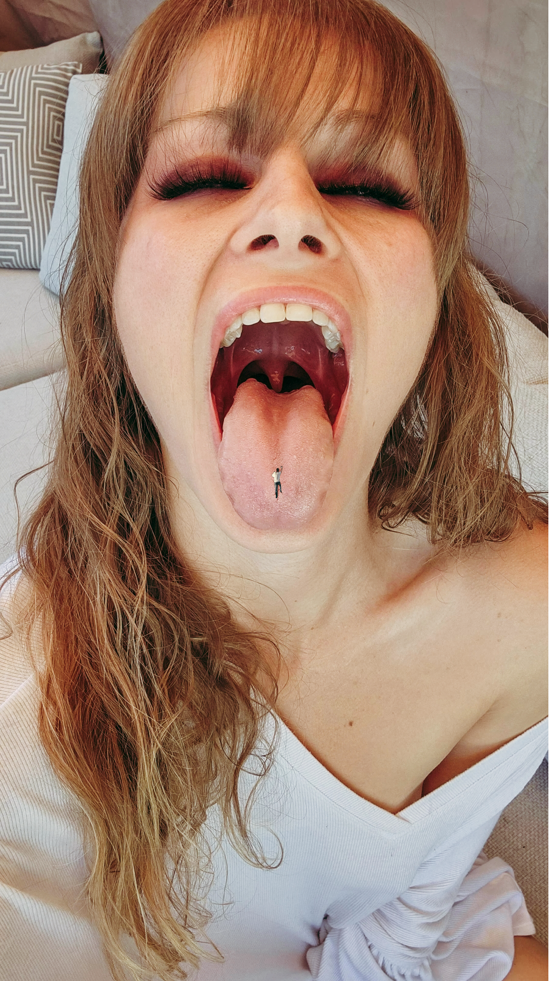 Cum target Spray on Tiny Man on Tongue