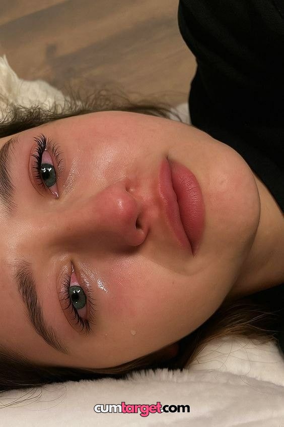 Cum target Wait for cum Close-up of Tearful Woman