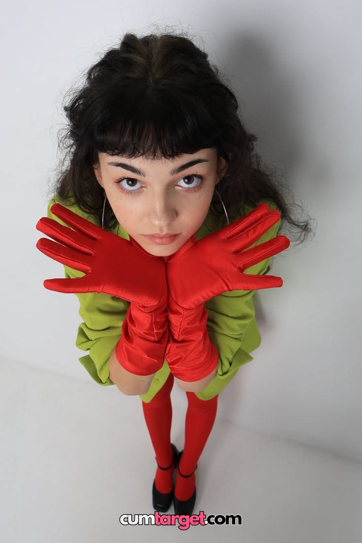 Spray on Cum target Woman in Red Gloves and Stockings